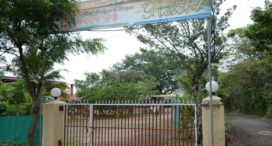 Shri Sadguru Krupa Beach Resort, Alibaug 4